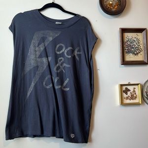 Rock and Roll Tank Distressed Junkfood Size XL